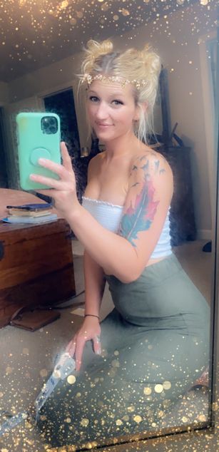 Model - Priscilla pussy