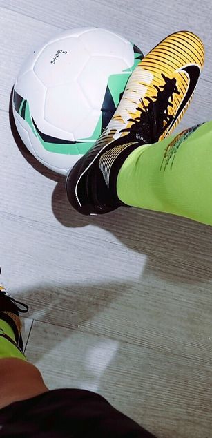 Model - Javier hairy