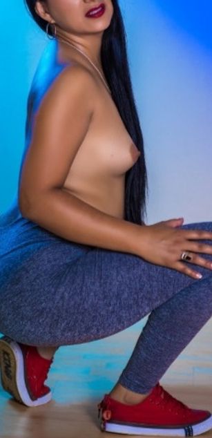 Model - hannasquirt dildo