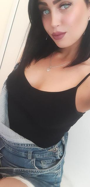 Model - Anastacia blowjob