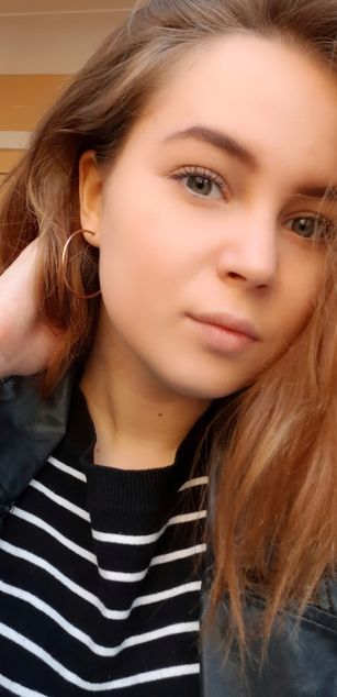 Model - Little mouse striptease