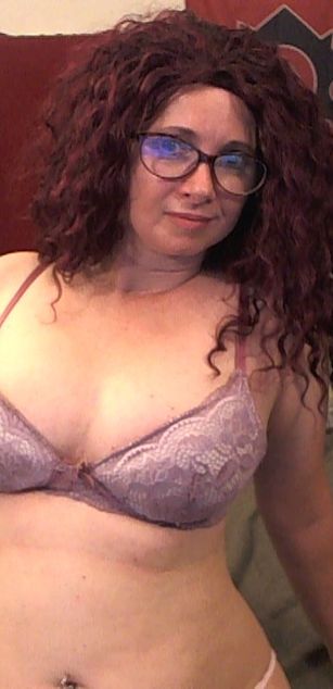 Model - Rose Thornbud nerd