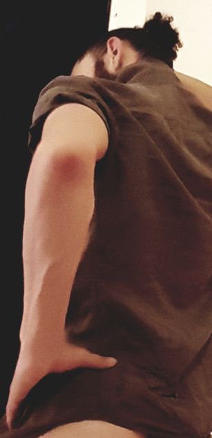 Model - Chris Creme hairy