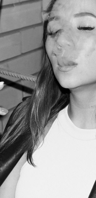 Model - LittleCarolly sexy