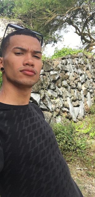 Model - Sexy_logann feet