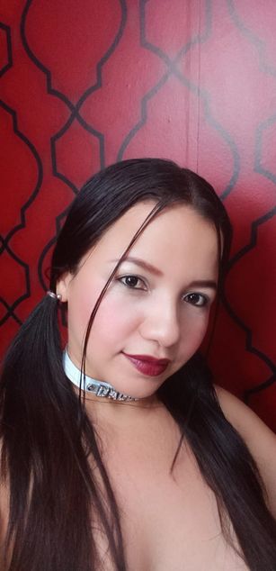 Model - ColombianDream deepthroat