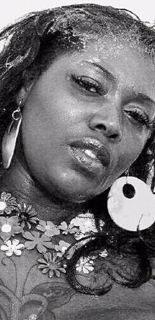 Model - Butterflyboobs fetish