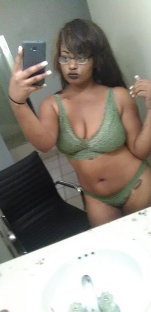 Model - SexyMaryanna 2