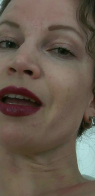 Model - AnnikaRose milf