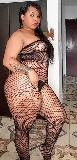 Model - ANGIE BIG ASS pussy