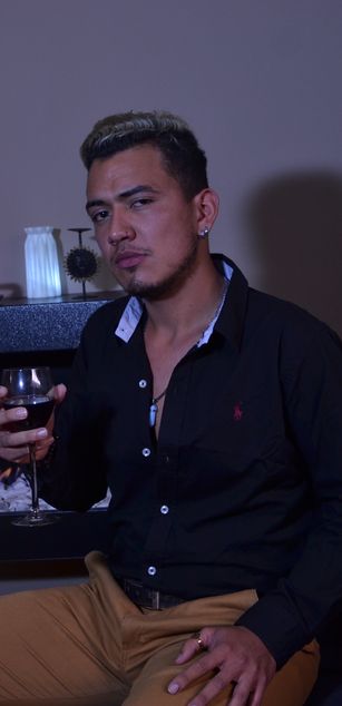 Model - ESTEBAN_HOTT ass