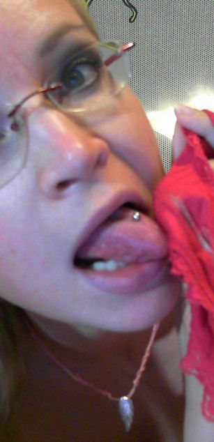 Model - AnnikaRose milf