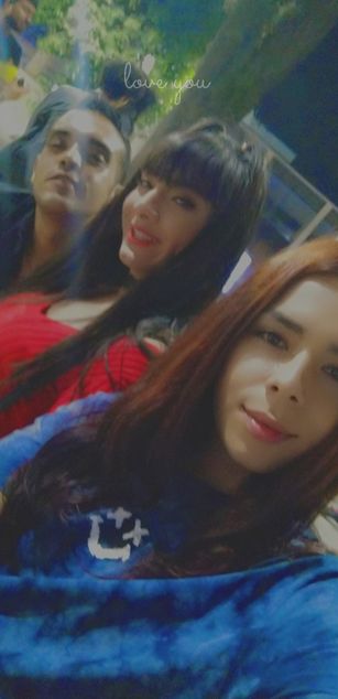 Model - isabella horny