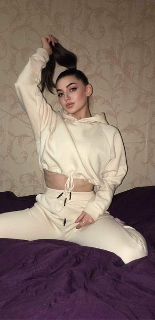 Model - Vanessa beautiful