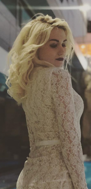 Model - JesieBuny deepthroat