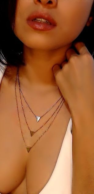 Model - Miss Diamond streaptease