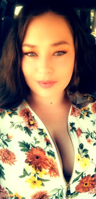 Model - BluDiamond BOOTY