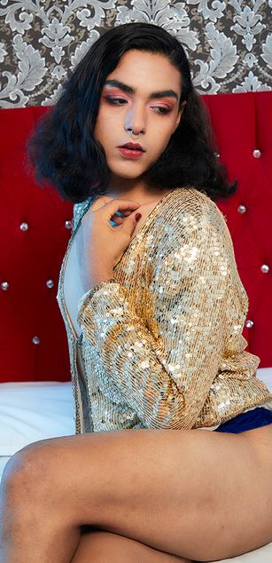 Model - CristinaLuxe deepthroat