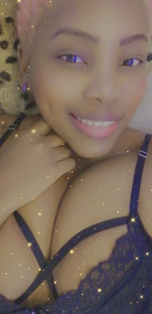 Model - Stella_Smith deepthroat