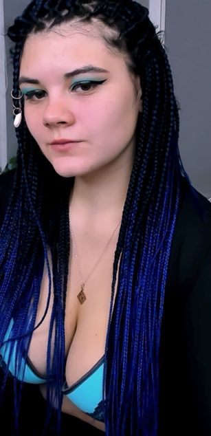 Model - MilaMaiden sexy