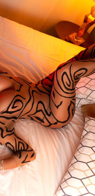 Model - LovelyBecca curvy