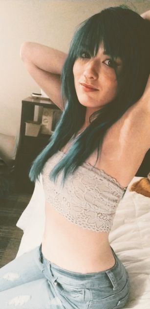 Model - Willow Rae sexy