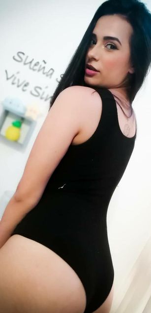 Model - Sophia Arellano bigass