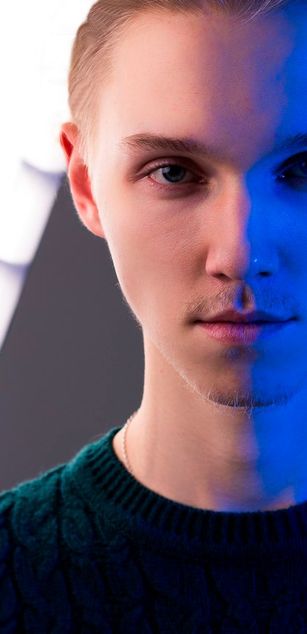 Model - Mark Walsen cum