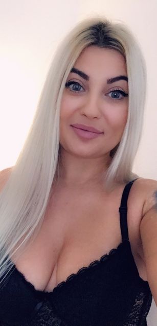 Model - diana emily dirty