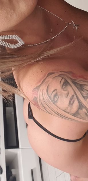 Model - Itsmebea ass