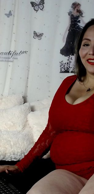 Model - LevicaBurning cam