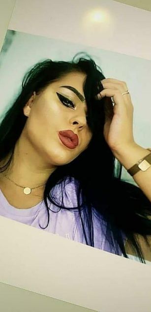 Model - MelisaOwen ass