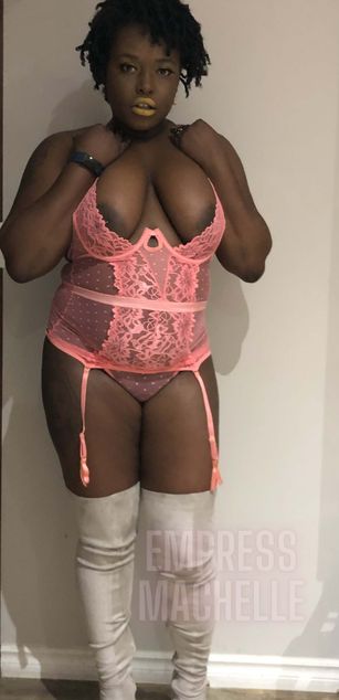 Model - Machelle Monroe aka Empress Machelle BBW