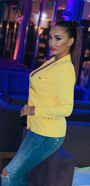 Model - AnnaKarev ass