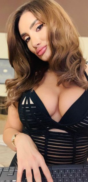 Model - AnnaKarev ass