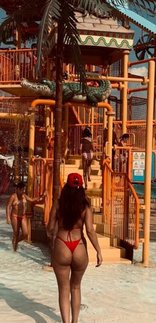 Model - AnnaKarev ass