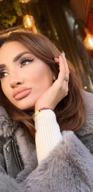 Model - AnnaKarev ass