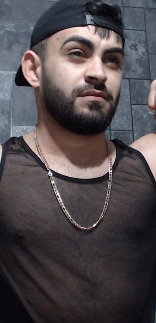 Model - dannybadboyme13 hairy