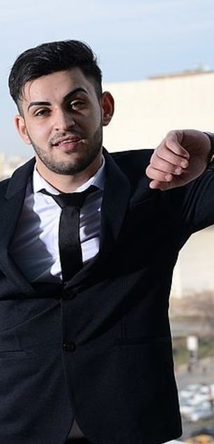 Model - dannybadboyme13 hairy