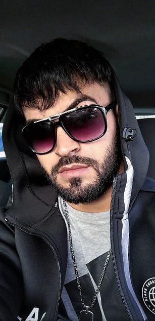 Model - dannybadboyme13 hairy