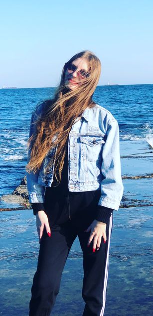 Model - logan_emma blowjob