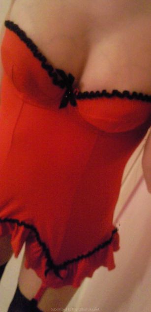 Model - Malvina   Strawberry  2