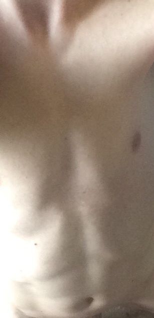 Model - MaxiYoung teen