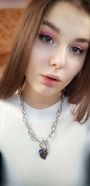 Model - Ekaterina Dvuzhilova toys