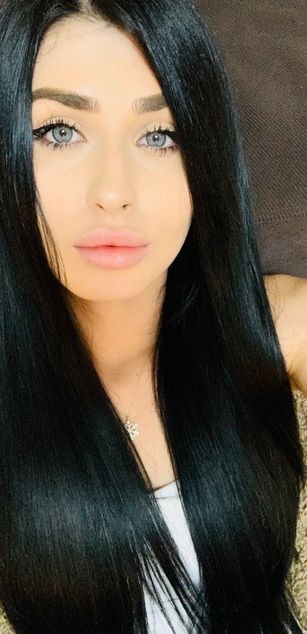 Model - AletaO blowjob