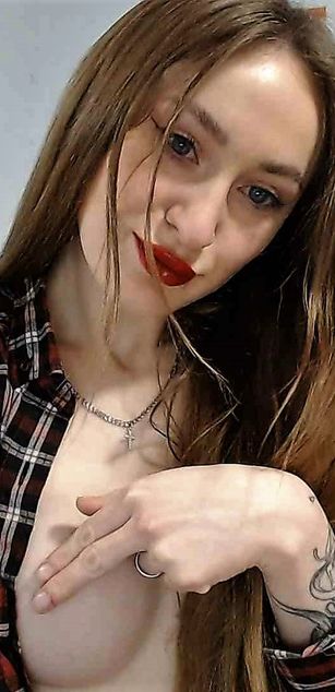 Model - JuicyKitty deepthroat