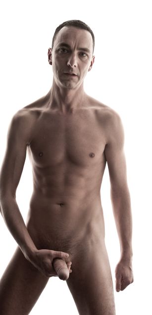 Model - Max Davies bigcock