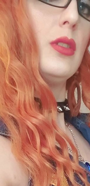 Model - Amy Diamond dominatrix