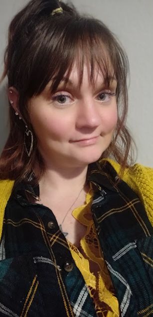 Model - Shannon Smokes deepthroat