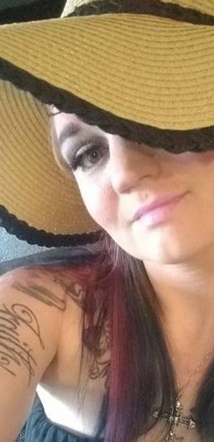 Model - Shannon Smokes deepthroat